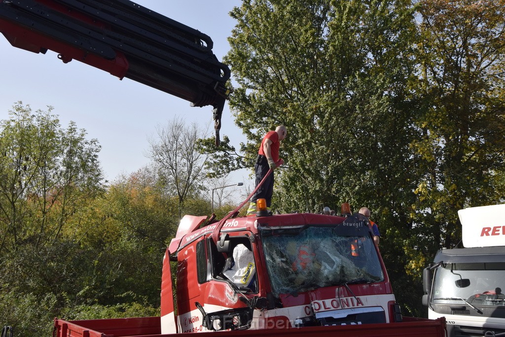 Schwerer VU PKlemm A 57 Rich Innenstadt Hoehe Koeln Chorweiler P146.JPG - Miklos Laubert